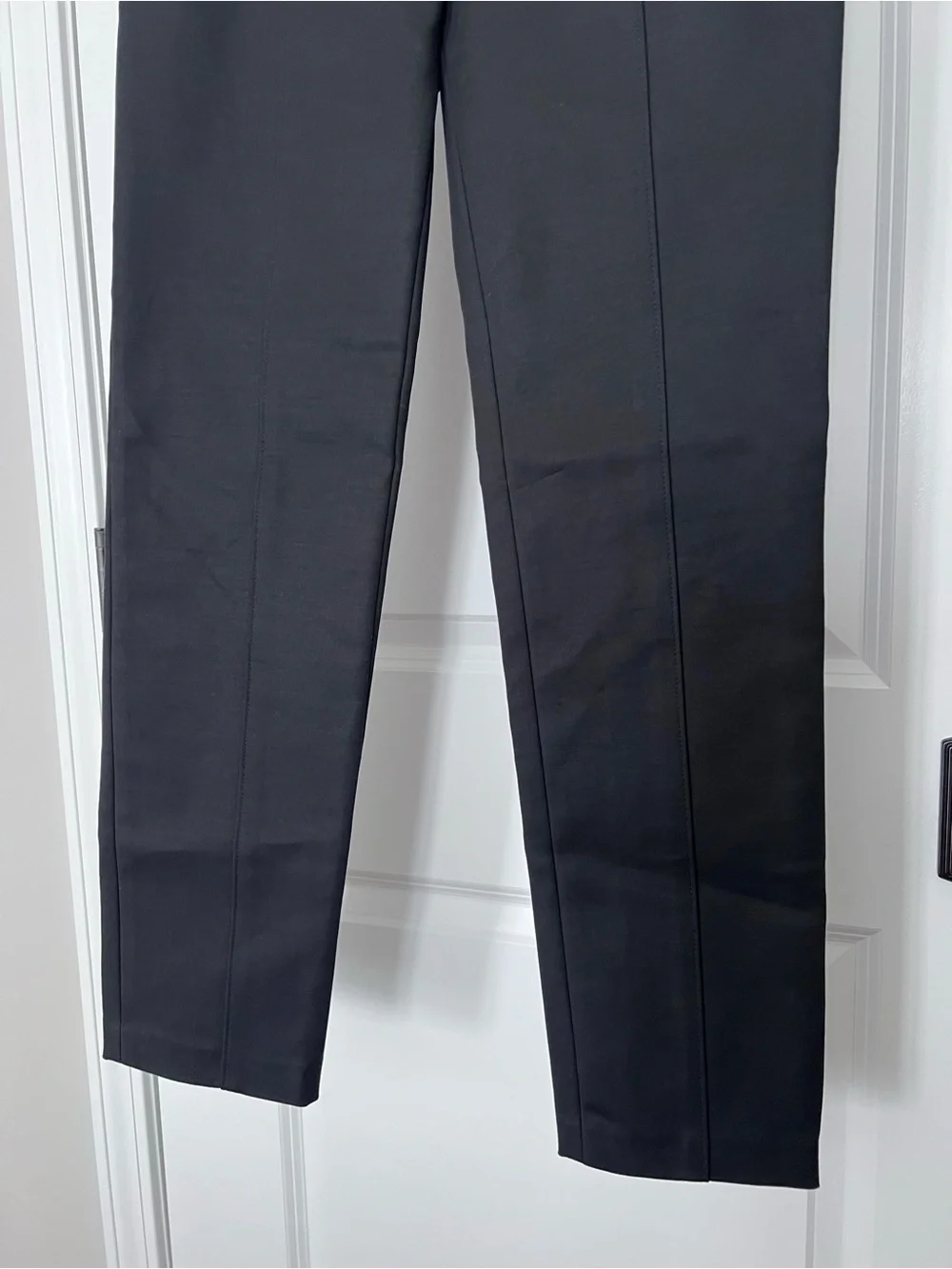 Tory Burch Black Straight Leg Seemed Trouser Pants Size 2 EUC